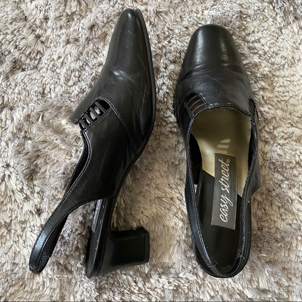 easy street black mid heel shoes with ankle strap